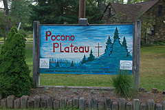 pocono-plateau-sign
